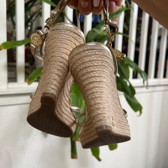 MICHAEL KORS metallic leather wedge espadrille - Picture 6 of 7